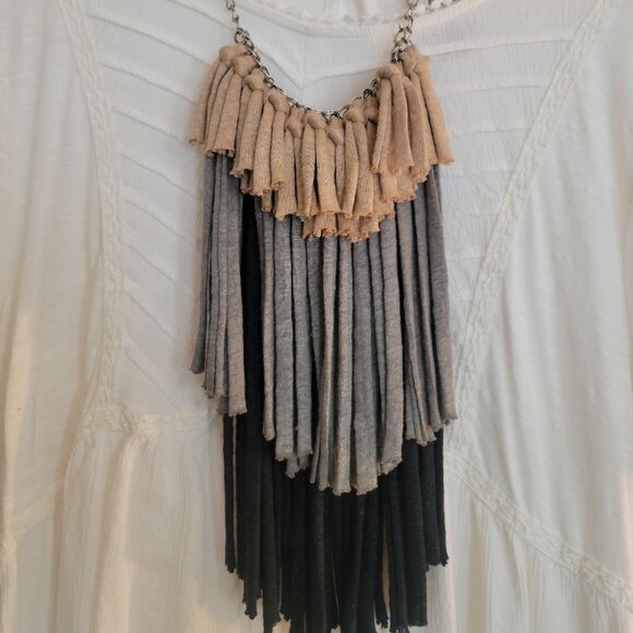 Layered Fabric Necklace - Picture 1 of 3